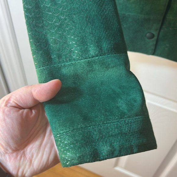 Danier leather green cropped leather suede jacket vintage size small - Picture 7 of 8